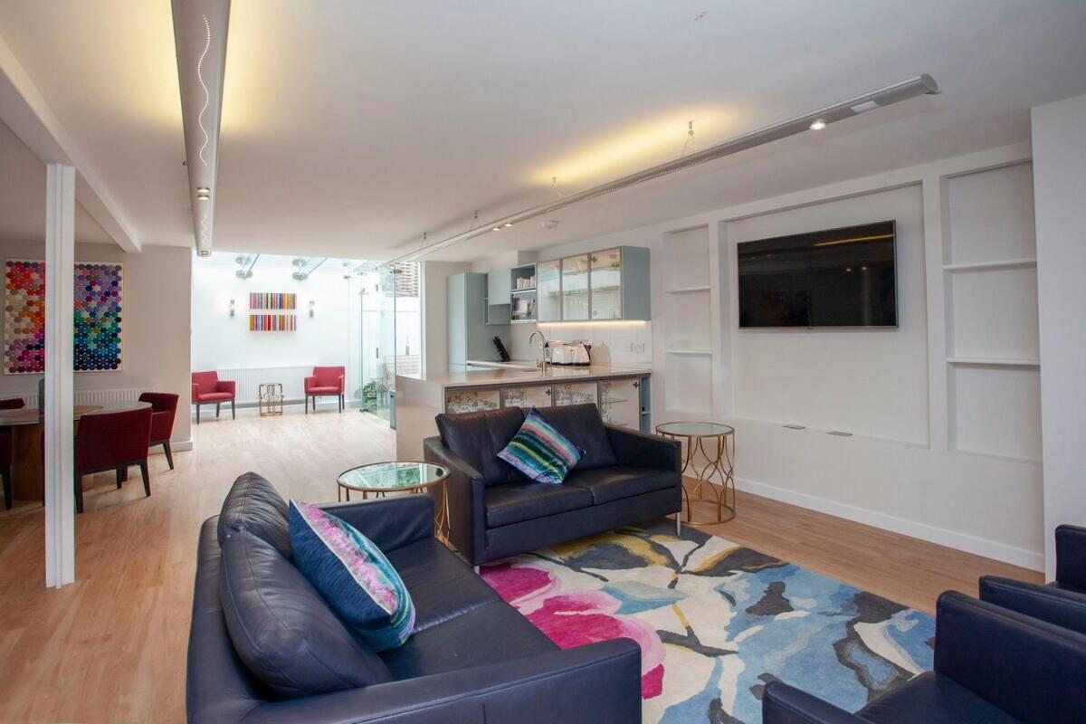 ※ Spacious Georgian Coach House & With Parking باث المظهر الخارجي الصورة